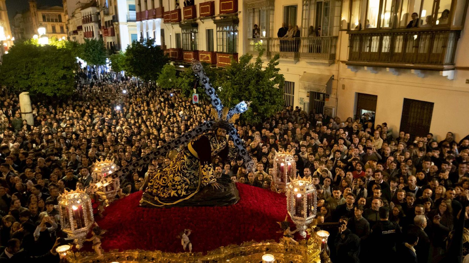 Los precios de los alojamientos de Sevilla se disparan a tres meses del Domingo de Ramos.