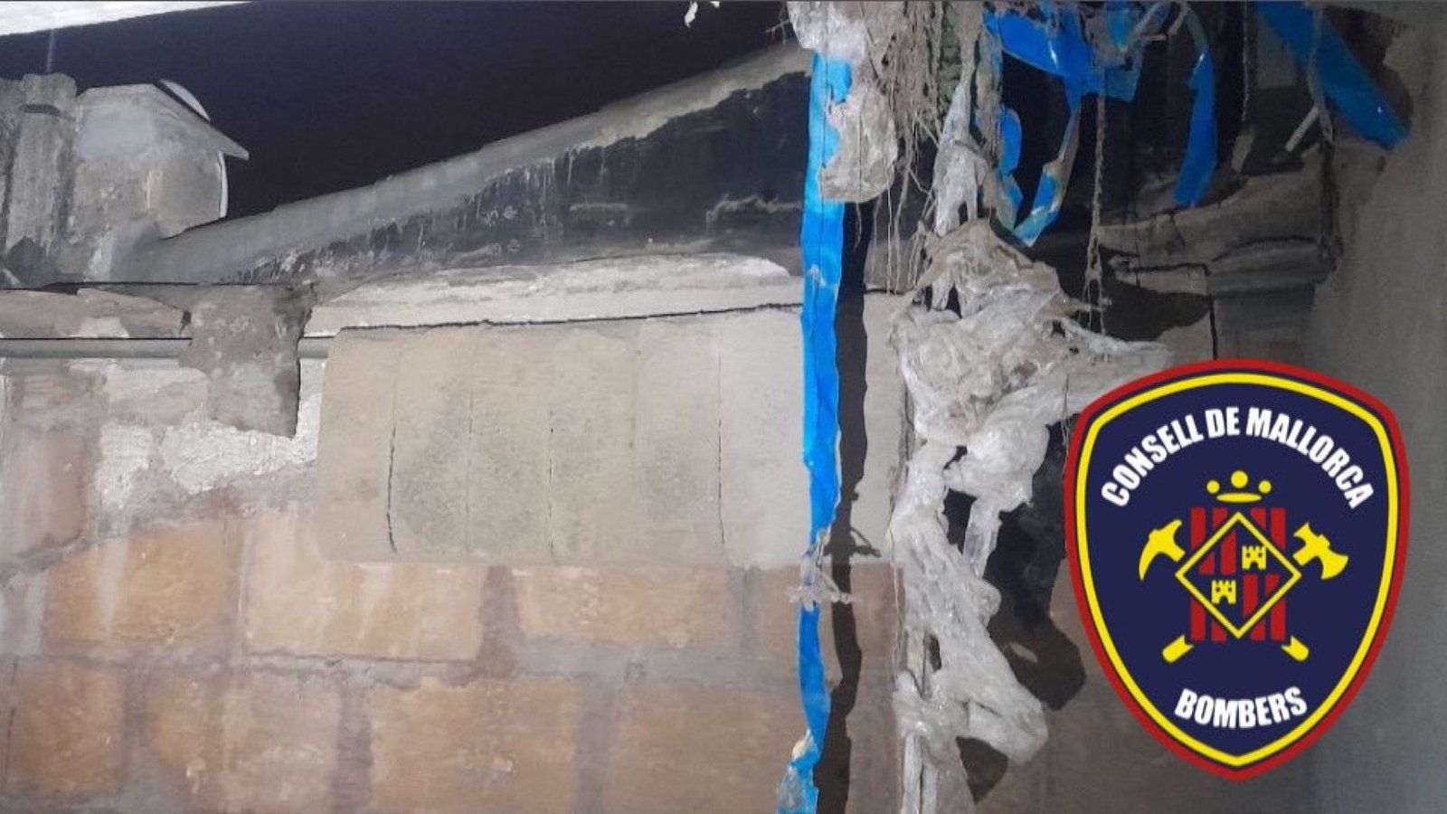 Fallece un joven y otro resulta herido en el derrumbe de un techo en Mallorca.