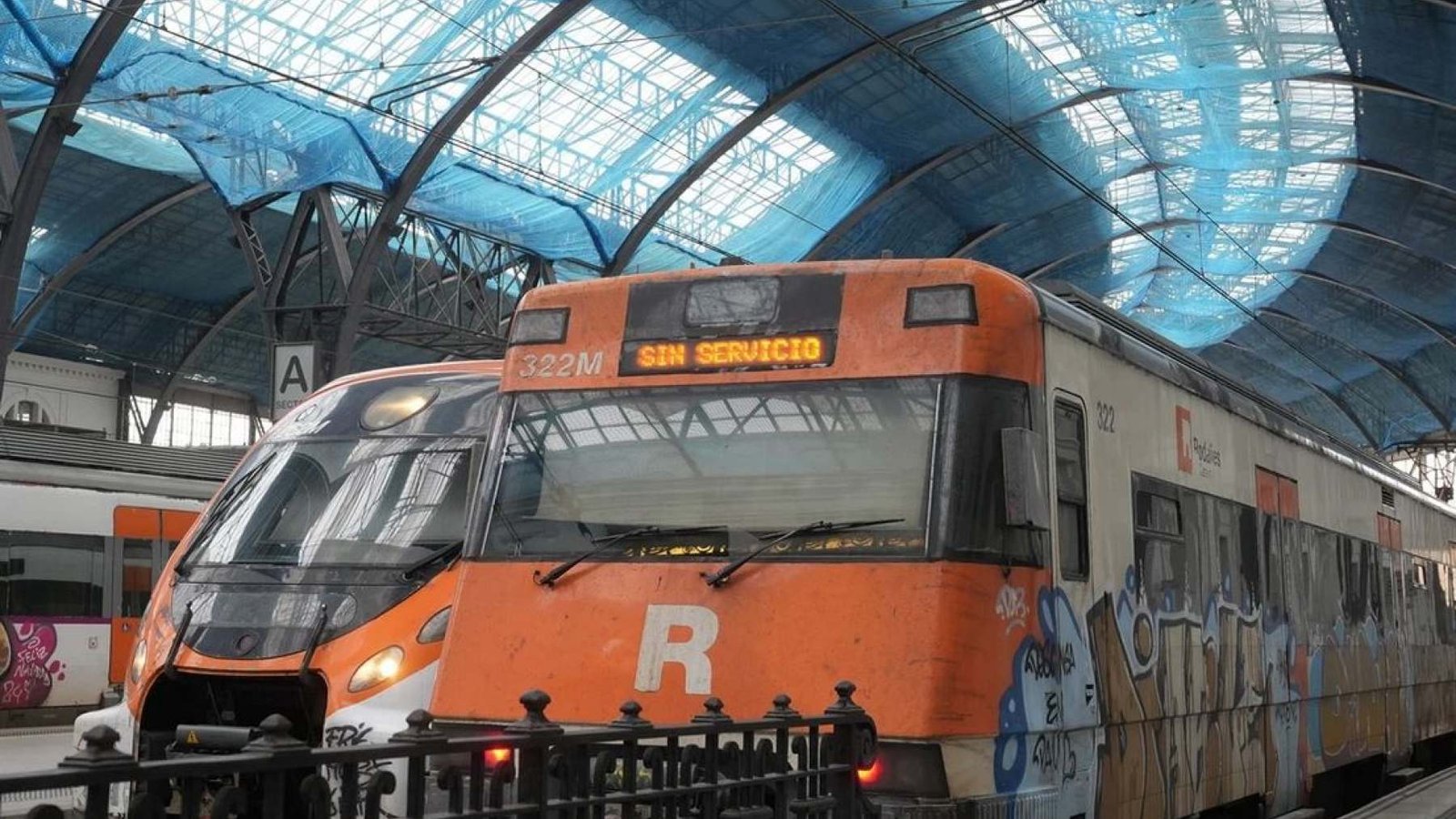 Rodalies sigue sin servicio por segundo día consecutivo después del plante de los maquinistas.