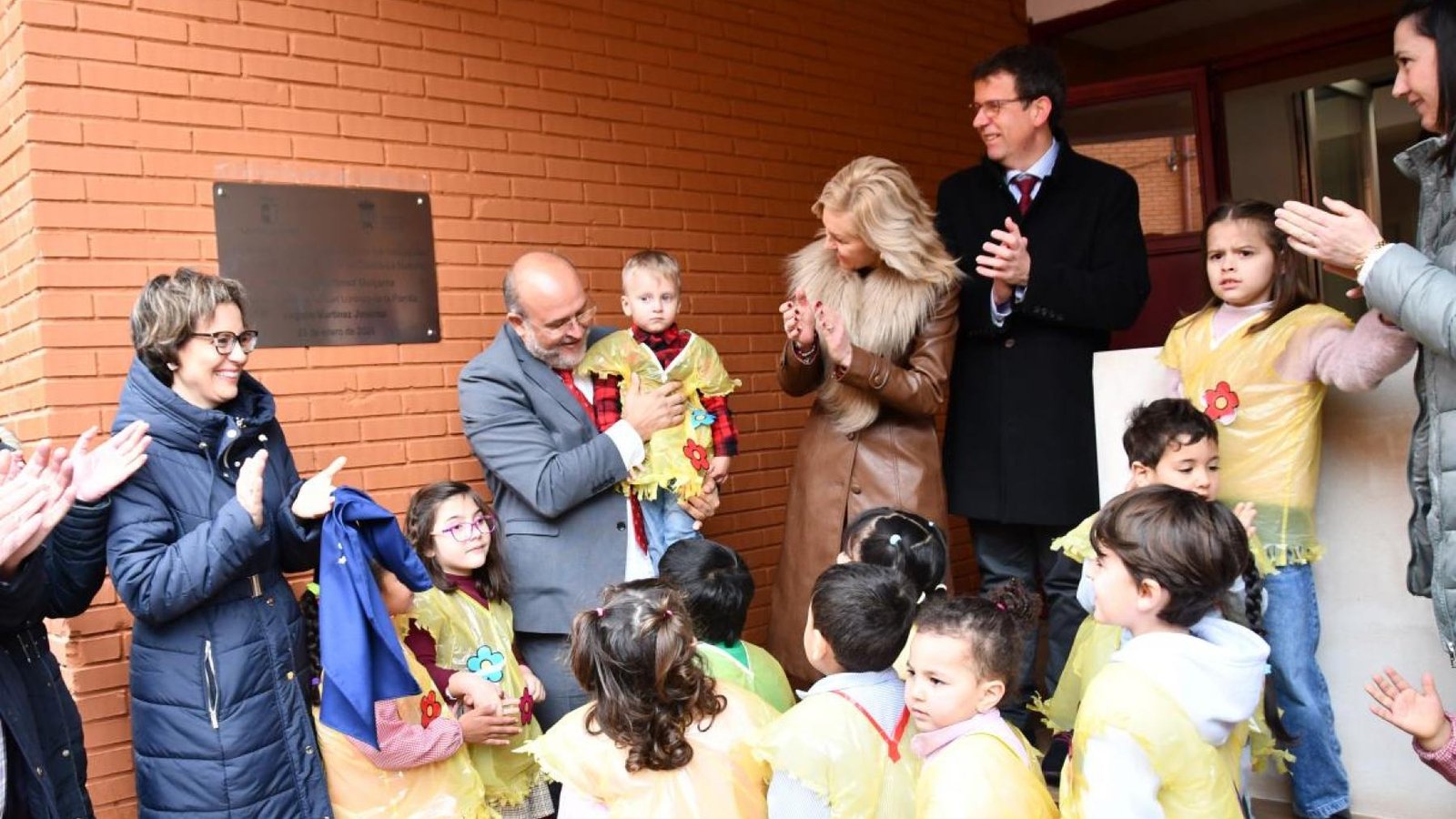 Castilla-La Mancha combatirá la despoblación con ayudas para el estudio de hasta 12.000 euros: así serán.