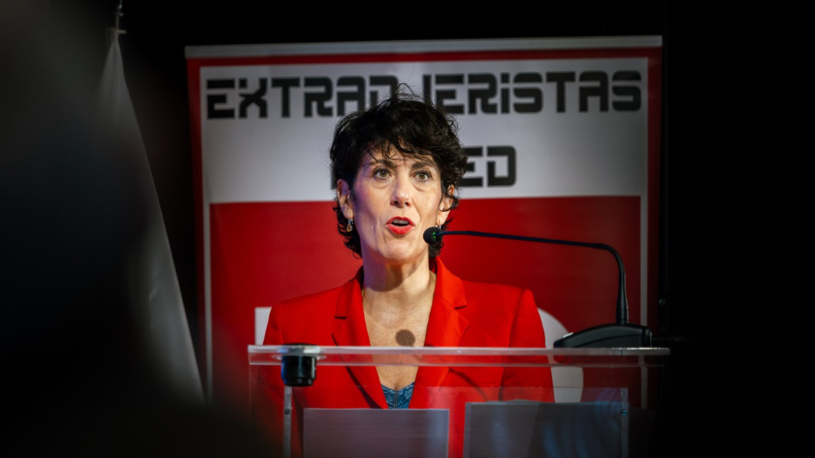 Ni al instante ni en dos meses: el Gobierno desvela cuándo podrán cobrar el IMV los migrantes regularizados.