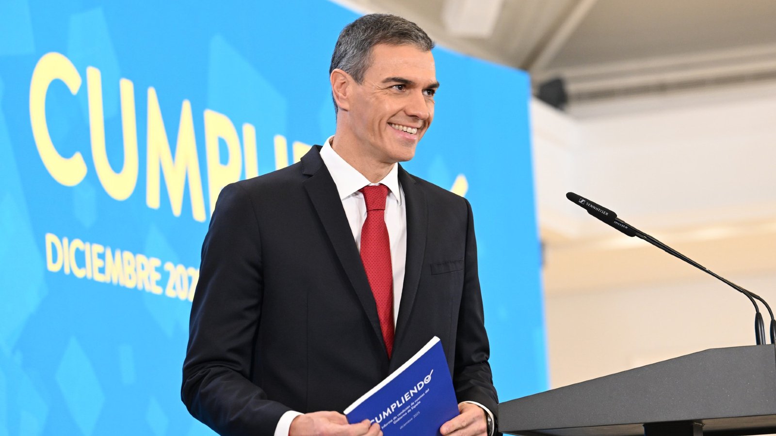 Telegram envía un mensaje masivo criticando la "sobrecensura" de Pedro Sánchez.