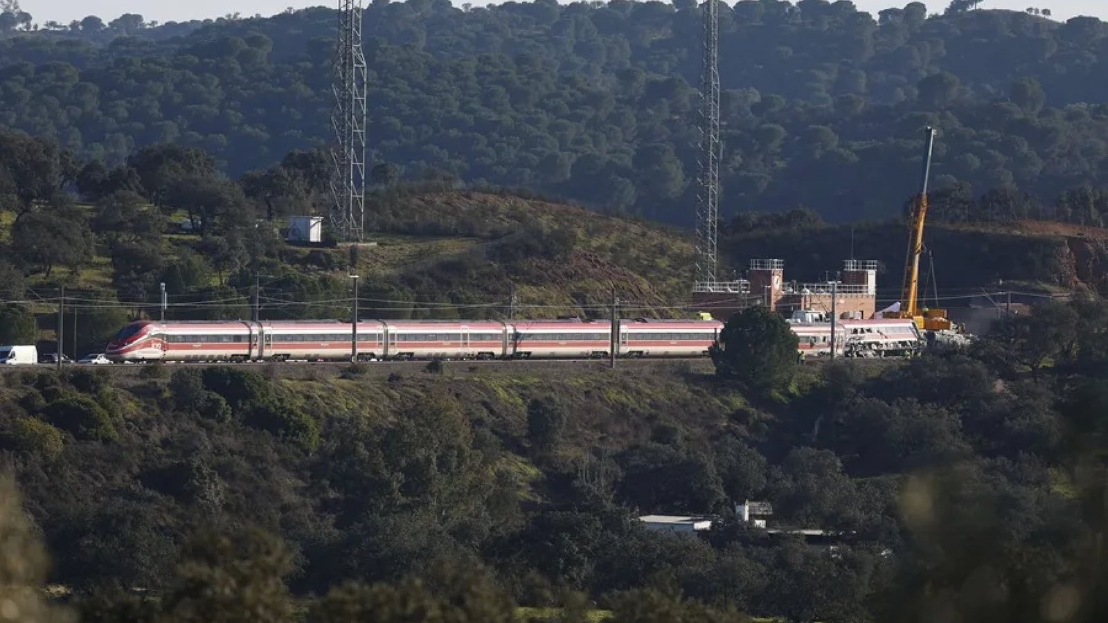 Confirmado: Andalucía prevé menos visitantes esta Semana Santa por culpa de la crisis ferroviaria.